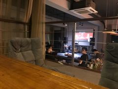 景观位-三两三民谣咖啡清吧