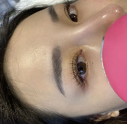 -七月美睫 美甲
