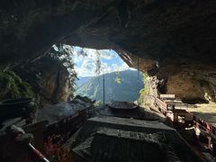 -东南悬空寺方广岩