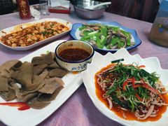 -洪霞餐馆