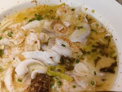 -渔语鱼酸菜鱼新川菜(来福士店)