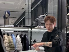 -MONCLER(武汉国际广场店)