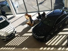 -上海宝信宝马4S店