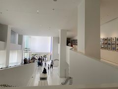 -罗红摄影艺术馆