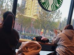 -星巴克臻选(上海长风大悦城店)