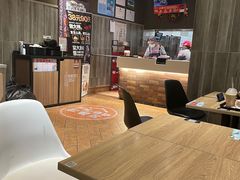 大堂-肯德基(东安路站店)