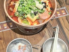 -成都你六姐·牛肉冒菜(信泰中心商场店)