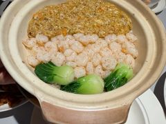 三虾蟹黄捞饭-屋里厢上海菜馆