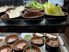 -吉布鲁牛排海鲜自助(假日国际店)