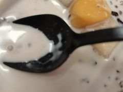 -满记甜品(巴黎春天宝山店)