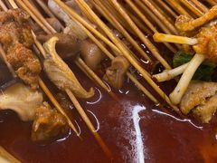 -拈签一笑黄牛肉辣卤串串