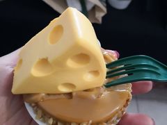 -星巴克臻选(莘庄仲盛店)