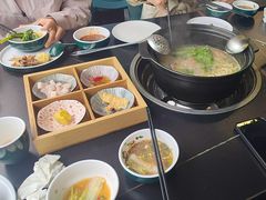 -野菌皇海景野生菌火锅(滨海大道店)
