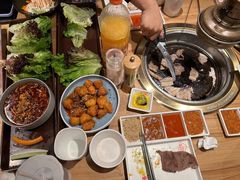 -炉小哥烤肉(绿地新都会店)