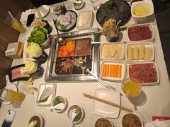 -海底捞火锅鲜切牛肉主题店(长寿路店)