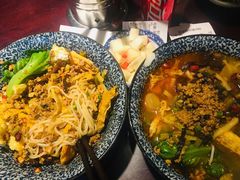 柳州螺蛳粉-粉家柳州螺蛳粉(杨宅路店)