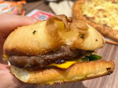 -必胜客(新中纬店)
