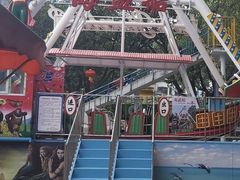 -顺德大良半月城游乐场