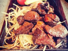 -穹六人间 people 6(岳阳路店)