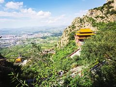 -鸡鸣山旅游风景区