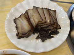 腊肉蒸冬菜-邮亭丁鲫鱼(大足总店)