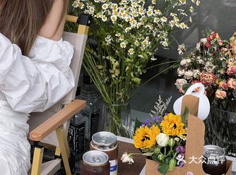 盒子、鲜花、饮品 来打包一个移动的浪漫吧 	