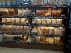 -全家便利店(莲花池东路店)