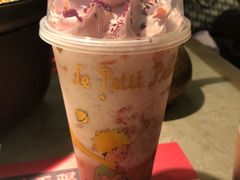 霸气小王子玫瑰草莓-奈雪的茶(凯德新都心店)