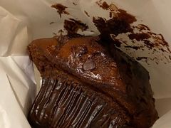 -UNI UNI(环亚凯瑟琳店)