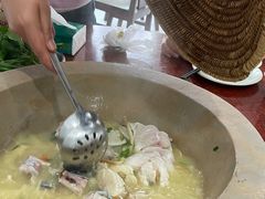 -姚记抚仙湖石锅鱼庄