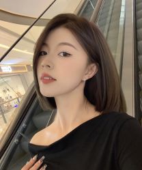 -BULB STUDIO 巴柏明星发型工作室