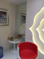 -咪咪比基尼脱毛专业店