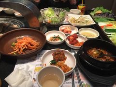-本家韩国烤肉(财富大厦店)