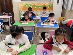 -童学馆·诗书礼乐少儿国学(光谷天地店)