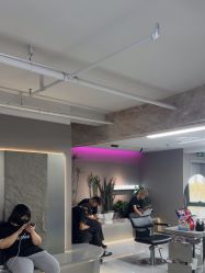 -宫铭烫发染发接发店
