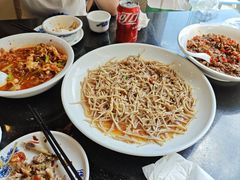 -小姨家常菜(昭萍东路店)