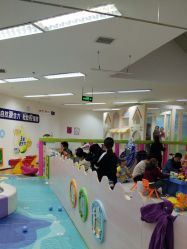 -孩子王童乐园(西安万象城店)