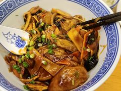 -沪西老弄堂面馆(定西路店)