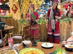 -老滇山寨•云南特色菜•地方菜•民族风情歌舞表演(金碧店)
