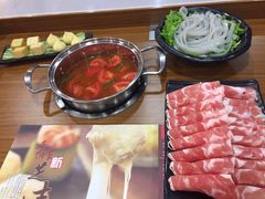 -呷哺呷哺(哈尔滨红博购物广场店)