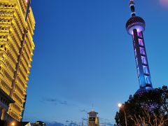 -陆家嘴空中步行连廊