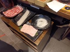 -呷哺呷哺 小火锅 (浦东新欧尚超市店)