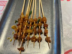-肥肥虾庄·金牌油焖大虾(汉街SKP店)