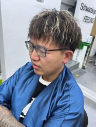 -卓梵美发·精品Salon