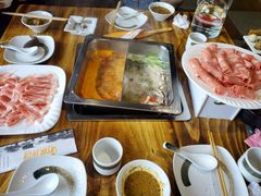 -柠檬现场台湾生鲜火锅(金茂豪庭店)