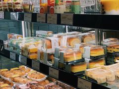 面包甜点陈列柜-罗森尼娜(德思勤店)