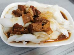 牛腩猪肠粉-芬芳甜品(同福路店)