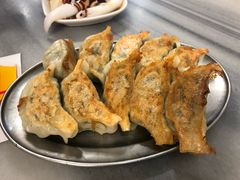鲜肉韭菜煎饺-芬芳甜品(同福路店)