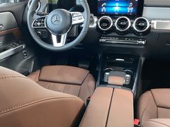 -宁波之星奔驰4S店(海曙店)