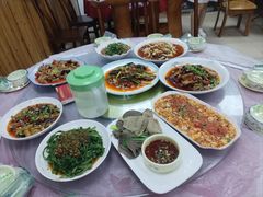 -洪霞餐馆